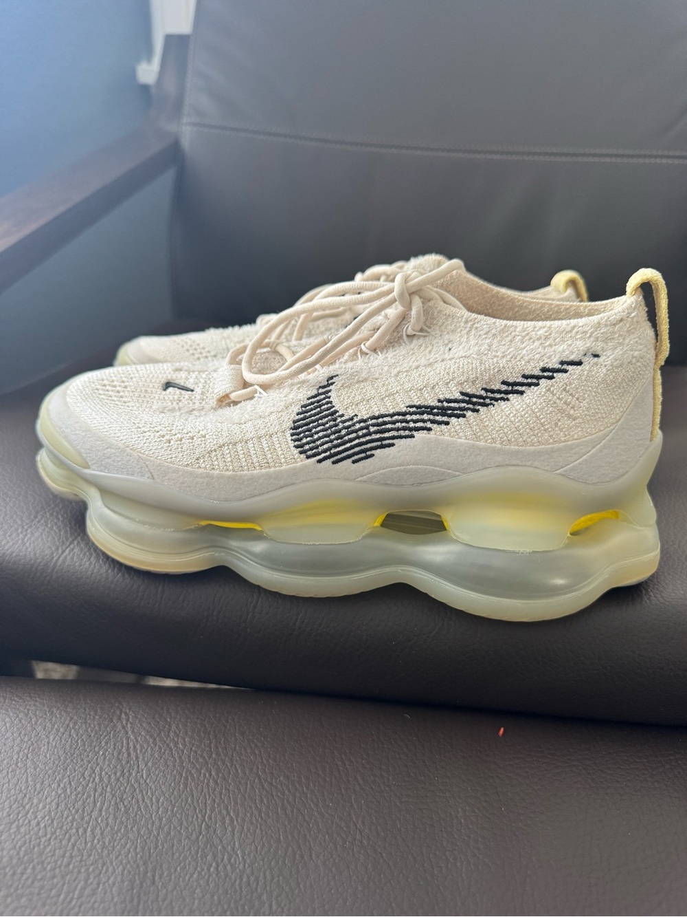 Nike Air Max Scorpion Flyknit Lemon Wash 2022 Women Size 7.5 worn 3 times